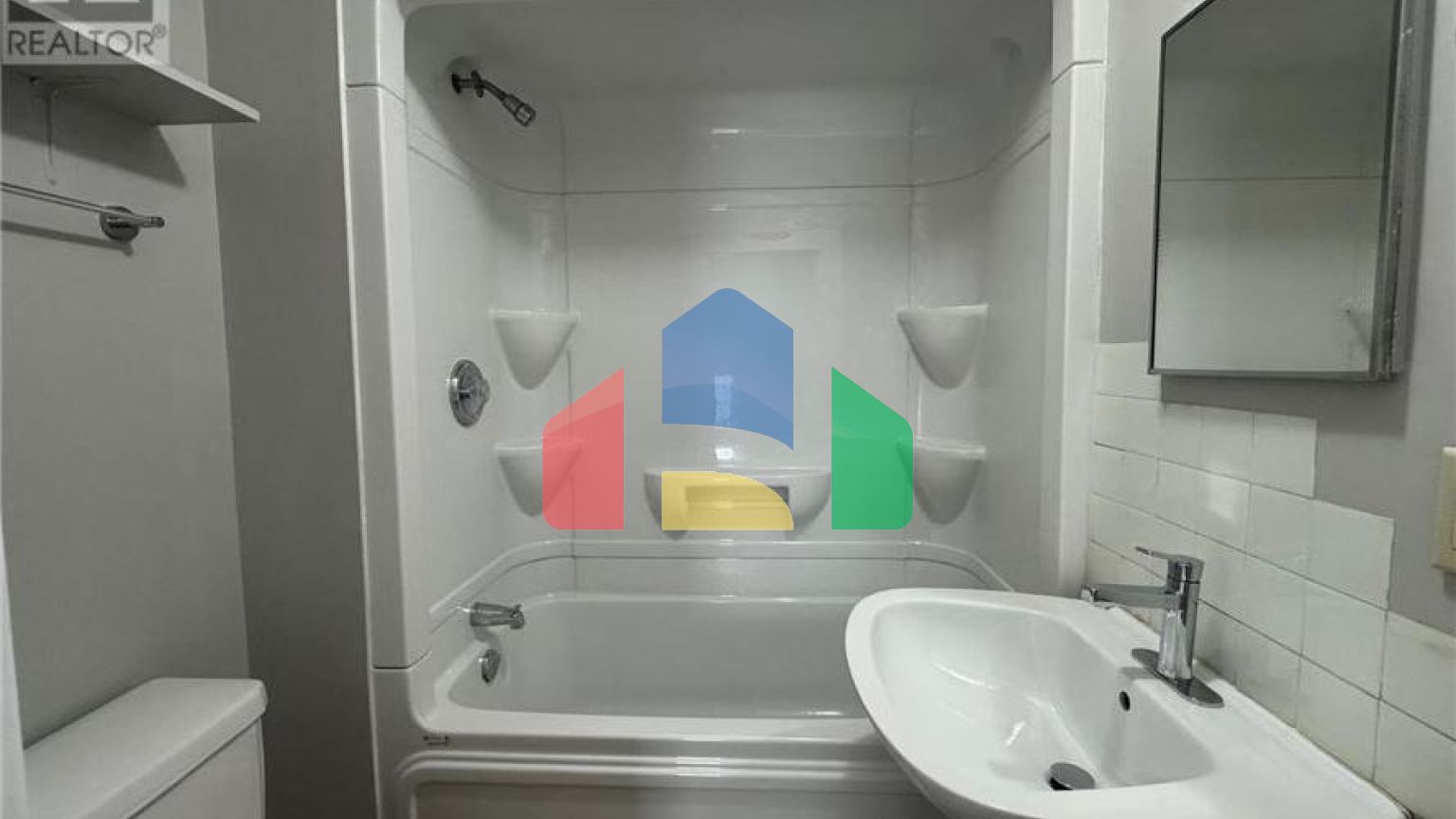 Residential - Single Family Home - Kingston, Canada - Canada