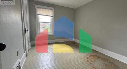 Residential - Single Family Home - Kingston, Canada - Canada