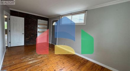 Residential - Single Family Home - Kingston, Canada - Canada