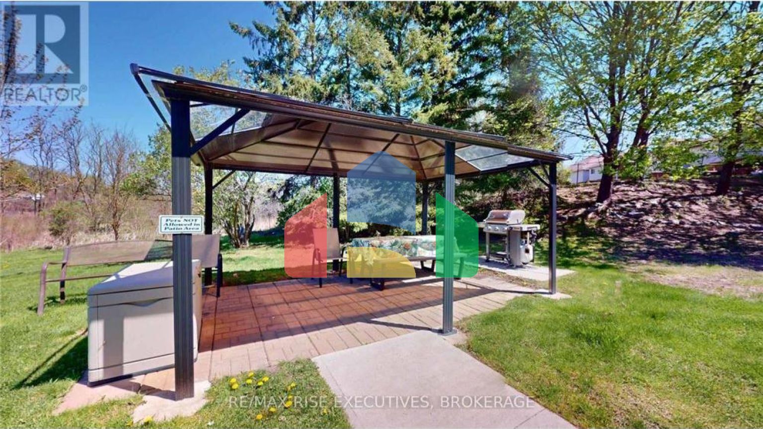 Residential - Condo/Apartment - Kingston, Canada - Canada