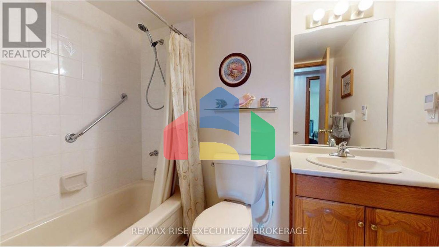 Residential - Condo/Apartment - Kingston, Canada - Canada