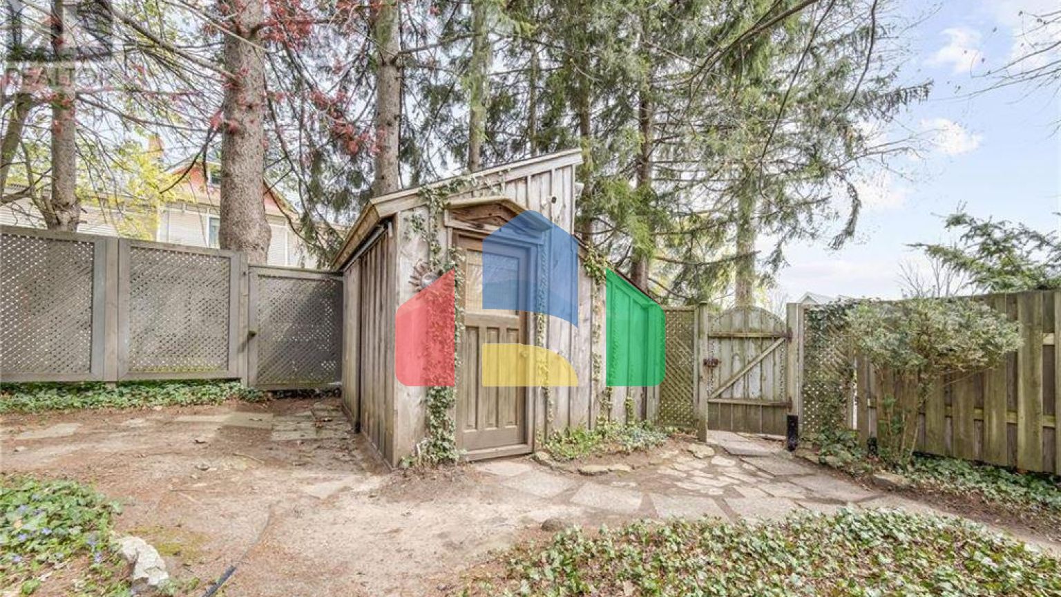 Residential - Single Family Home - Kingsville, Canada - Canada