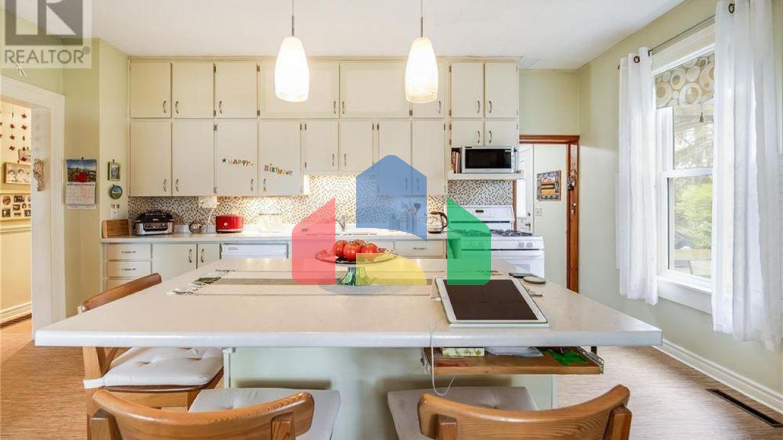 Residential - Single Family Home - Kingsville, Canada - Canada