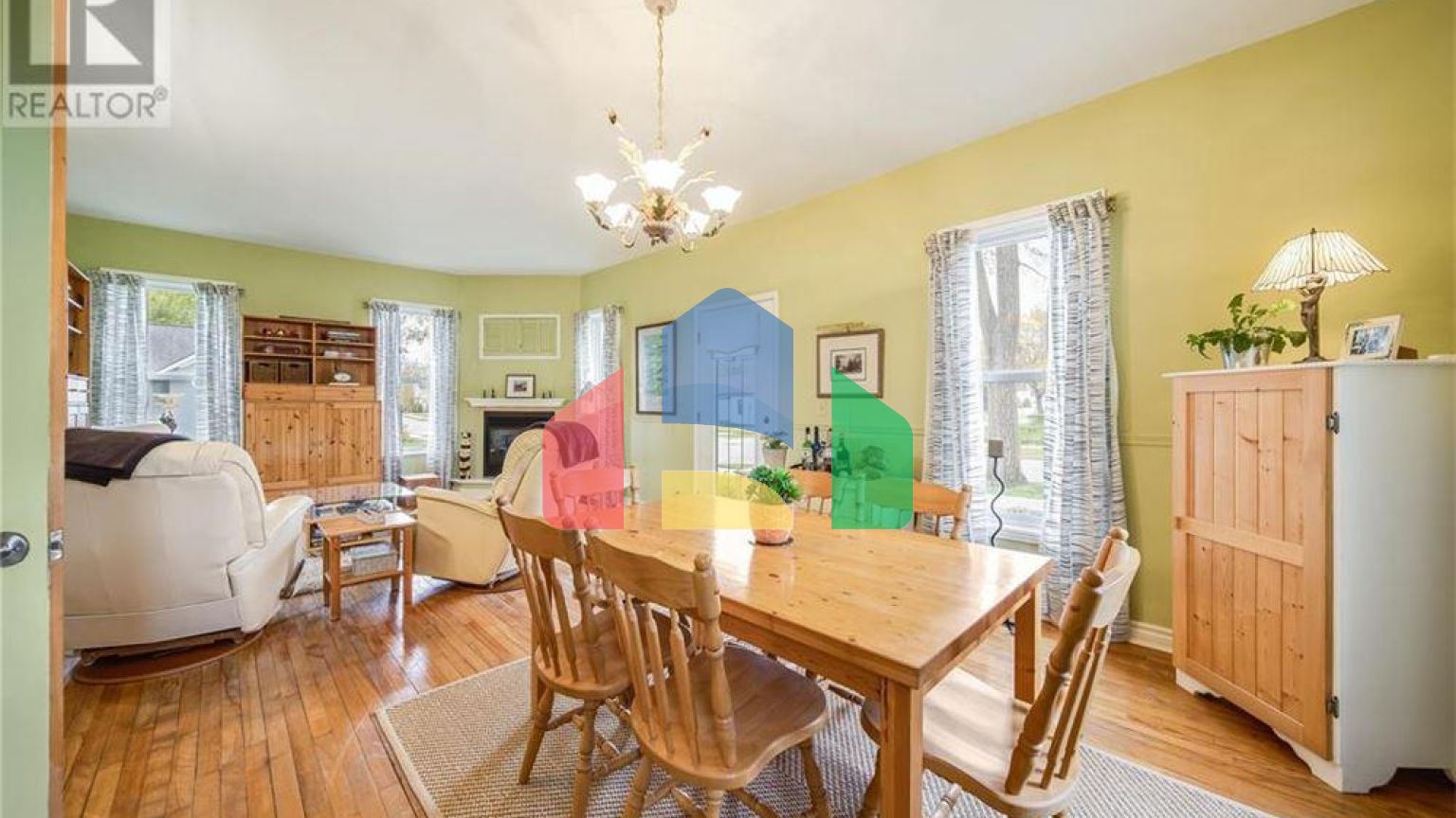 Residential - Single Family Home - Kingsville, Canada - Canada