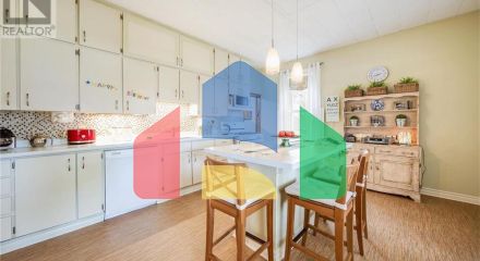 Residential - Single Family Home - Kingsville, Canada - Canada