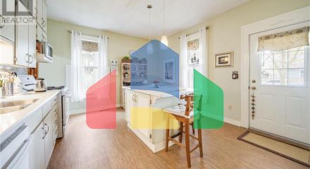 Residential - Single Family Home - Kingsville, Canada - Canada