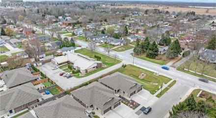 Residential - Single Family Home - Kingsville, Canada - Canada