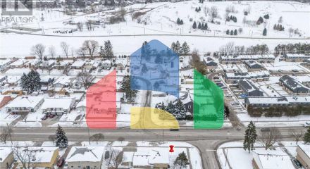 Residential - Single Family Home - Kitchener, Canada - Canada