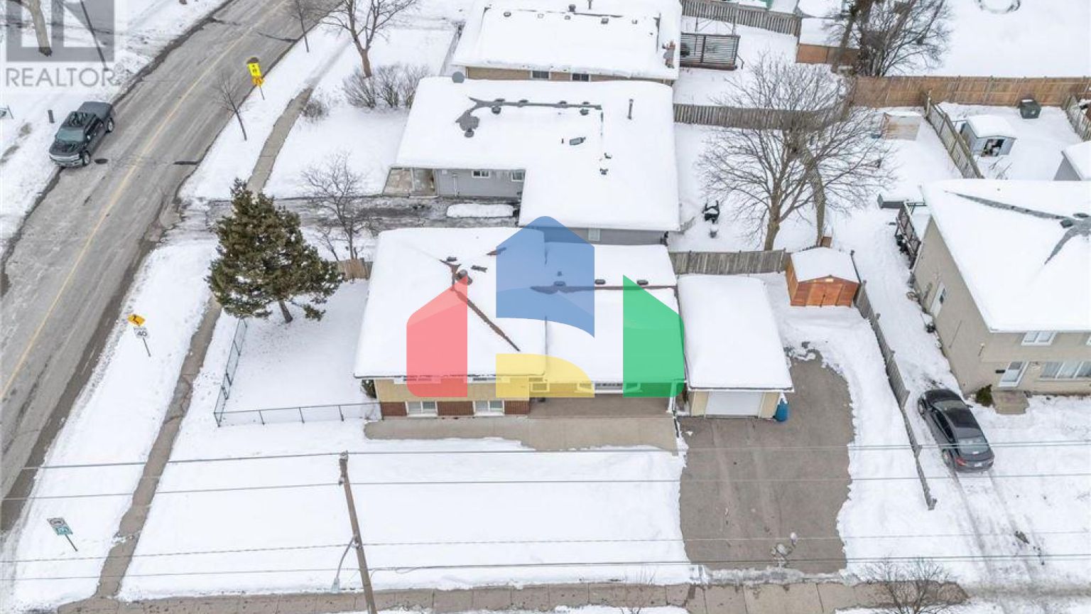 Residential - Single Family Home - Kitchener, Canada - Canada