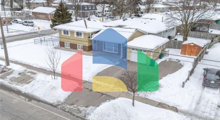 Residential - Single Family Home - Kitchener, Canada - Canada