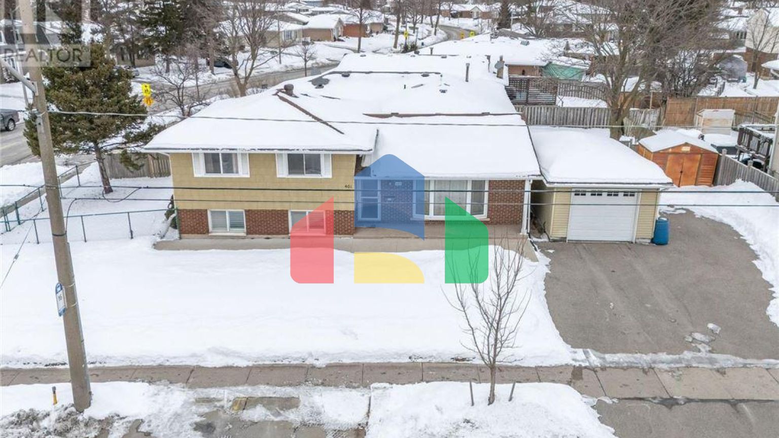 Residential - Single Family Home - Kitchener, Canada - Canada