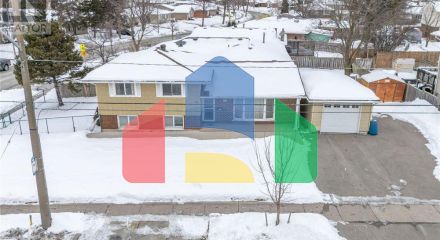 Residential - Single Family Home - Kitchener, Canada - Canada