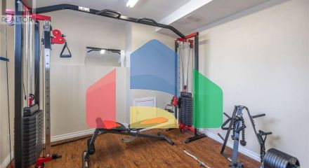 Residential - Single Family Home - Kitchener, Canada - Canada