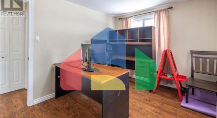 Residential - Single Family Home - Kitchener, Canada - Canada