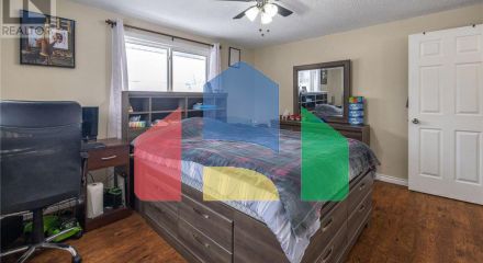 Residential - Single Family Home - Kitchener, Canada - Canada