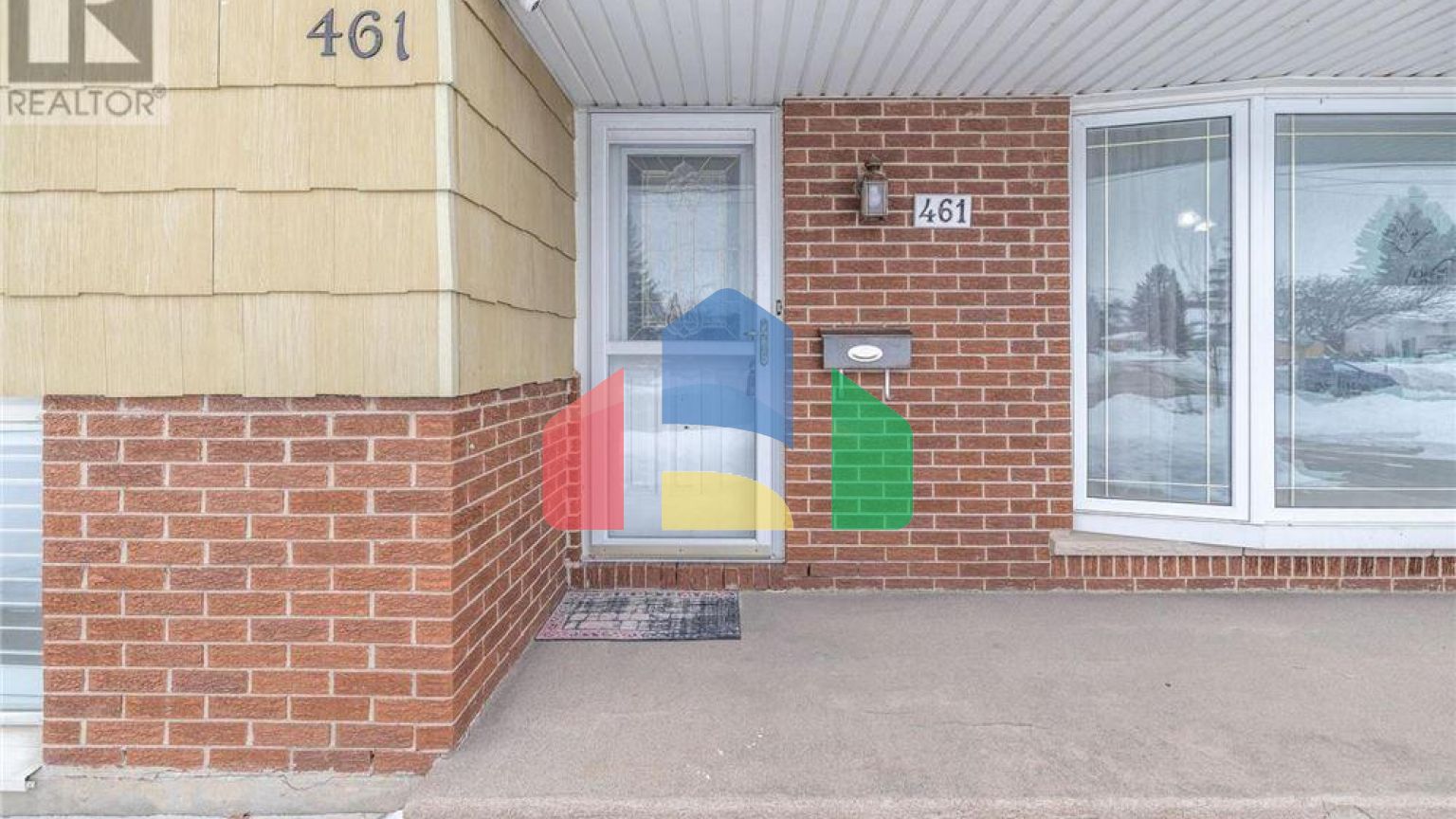 Residential - Single Family Home - Kitchener, Canada - Canada