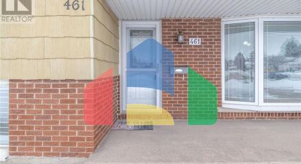 Residential - Single Family Home - Kitchener, Canada - Canada