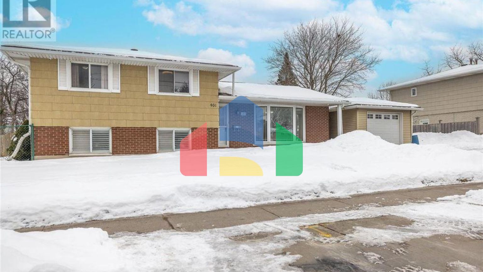 Residential - Single Family Home - Kitchener, Canada - Canada