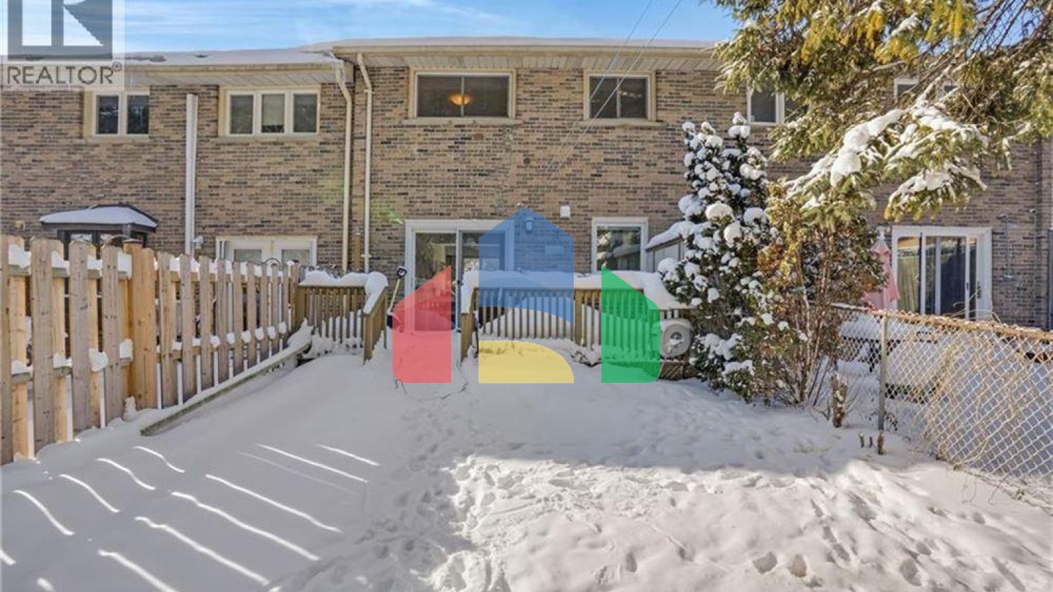 Residential - Single Family Home - Kitchener, Canada - Canada