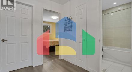 Residential - Single Family Home - Kitchener, Canada - Canada