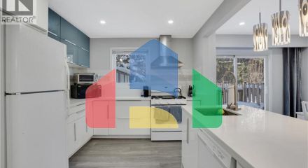 Residential - Single Family Home - Kitchener, Canada - Canada