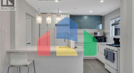 Residential - Single Family Home - Kitchener, Canada - Canada