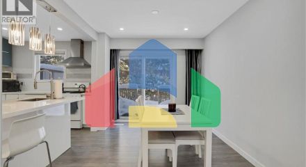 Residential - Single Family Home - Kitchener, Canada - Canada