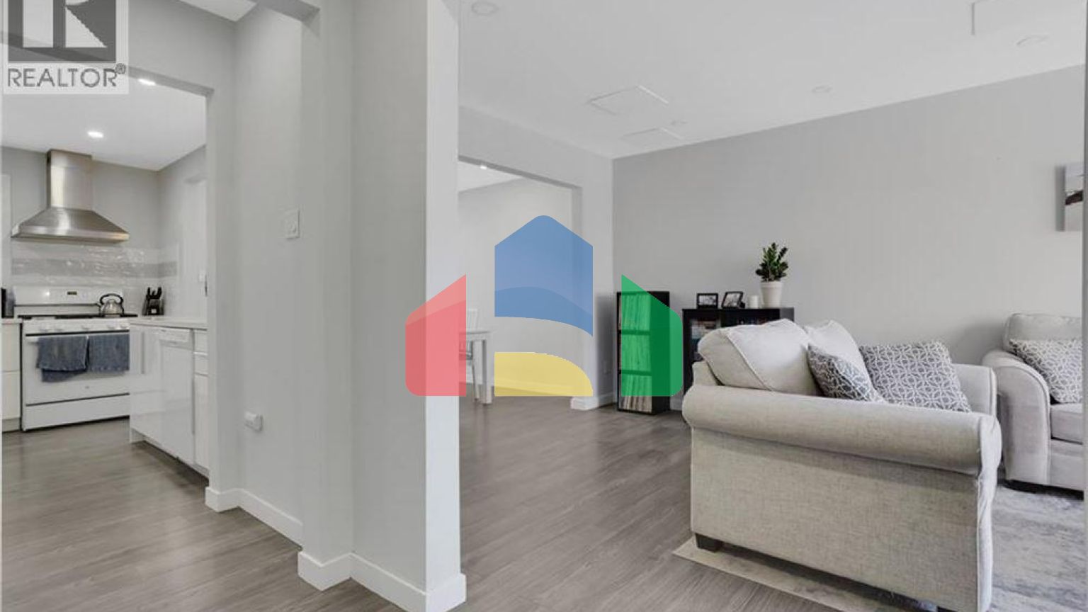 Residential - Single Family Home - Kitchener, Canada - Canada