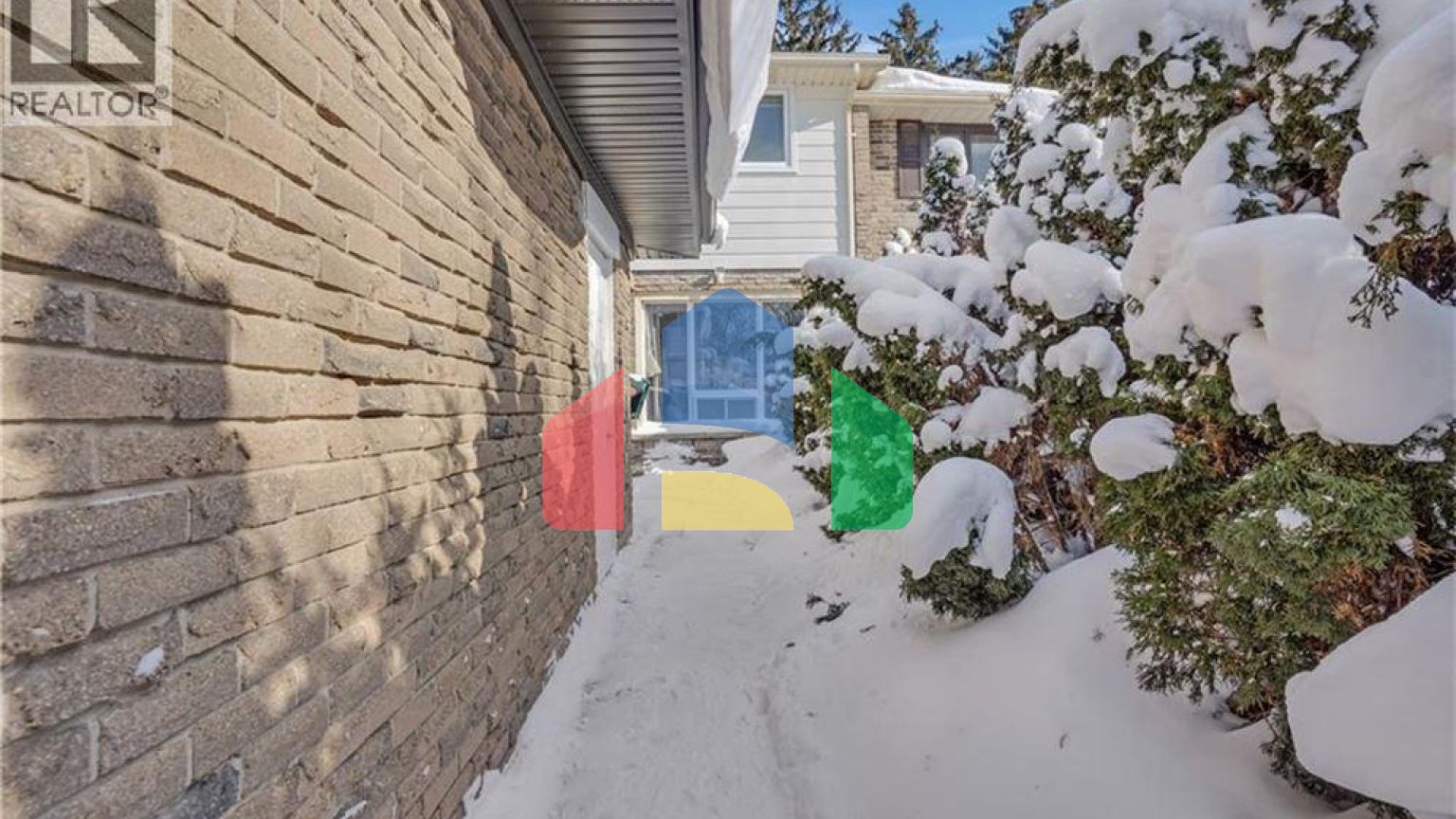 Residential - Single Family Home - Kitchener, Canada - Canada