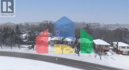 Residential - Single Family Home - Kitchener, Canada - Canada