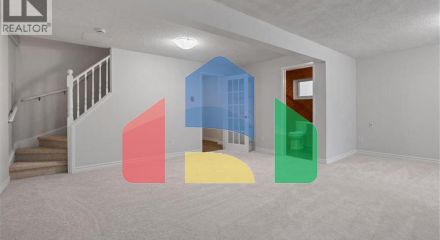 Residential - Single Family Home - Kitchener, Canada - Canada