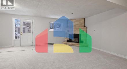 Residential - Single Family Home - Kitchener, Canada - Canada