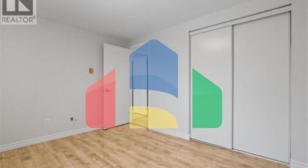 Residential - Single Family Home - Kitchener, Canada - Canada