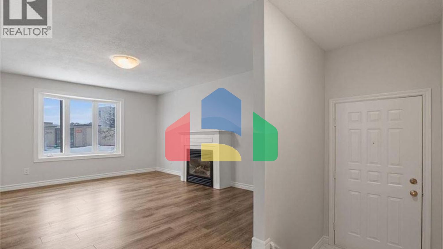 Residential - Single Family Home - Kitchener, Canada - Canada