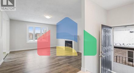 Residential - Single Family Home - Kitchener, Canada - Canada