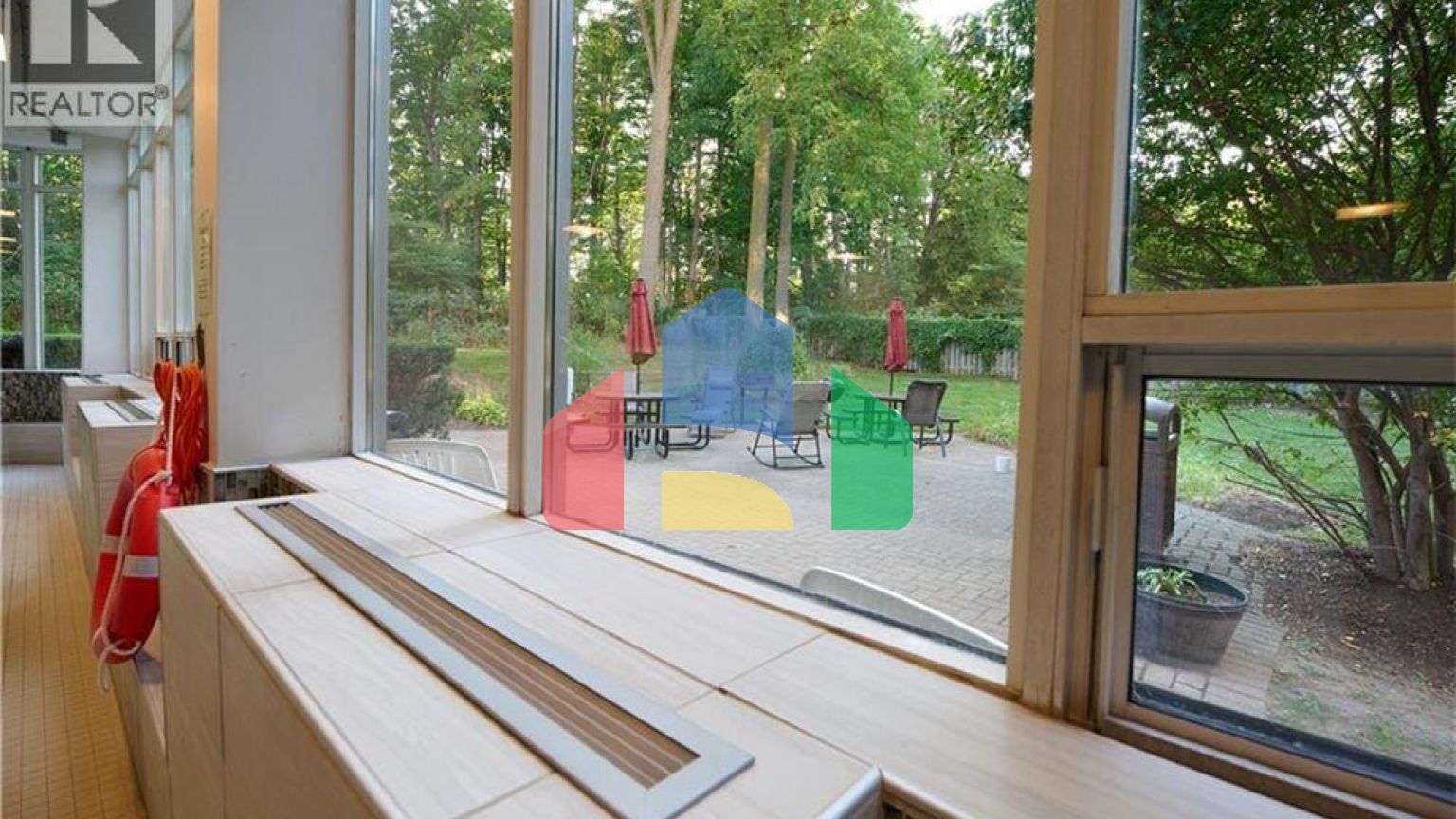 Residential - Condo/Apartment - Kitchener, Canada - Canada