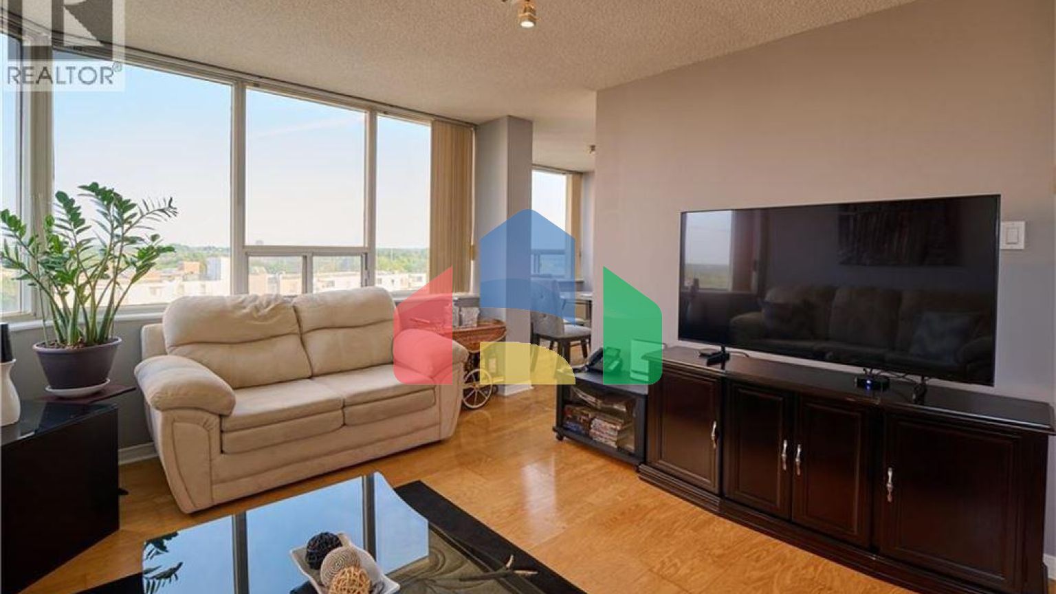 Residential - Condo/Apartment - Kitchener, Canada - Canada