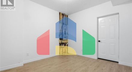 Residential - Single Family Home - Kitchener, Canada - Canada