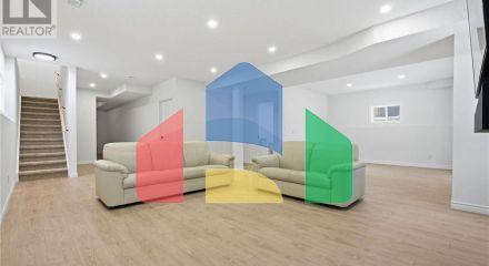 Residential - Single Family Home - Kitchener, Canada - Canada