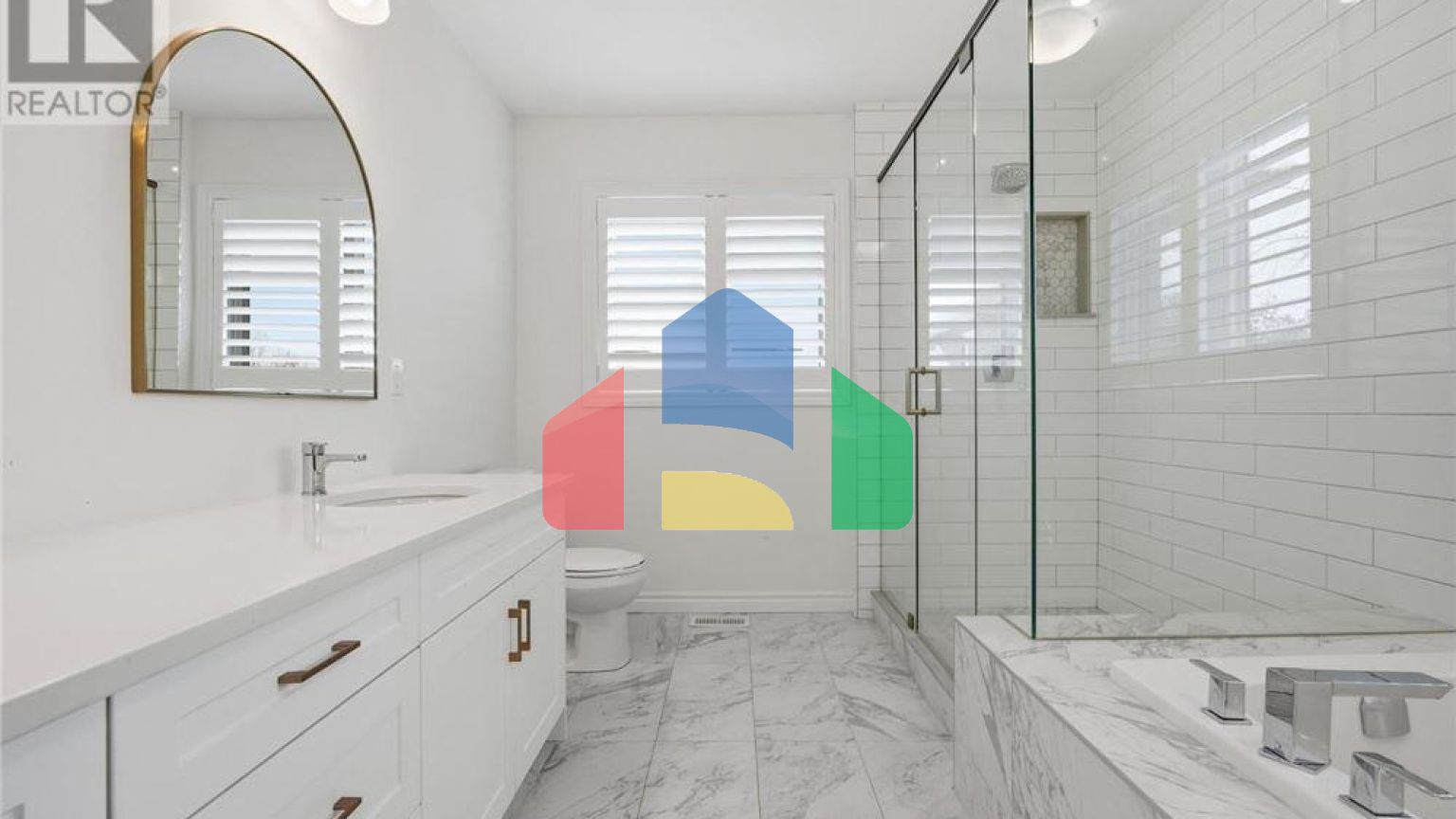 Residential - Single Family Home - Kitchener, Canada - Canada