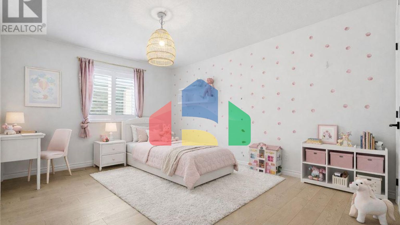 Residential - Single Family Home - Kitchener, Canada - Canada