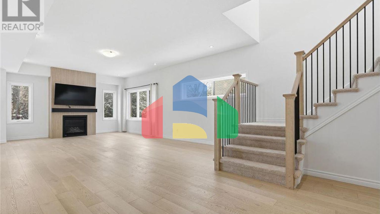 Residential - Single Family Home - Kitchener, Canada - Canada