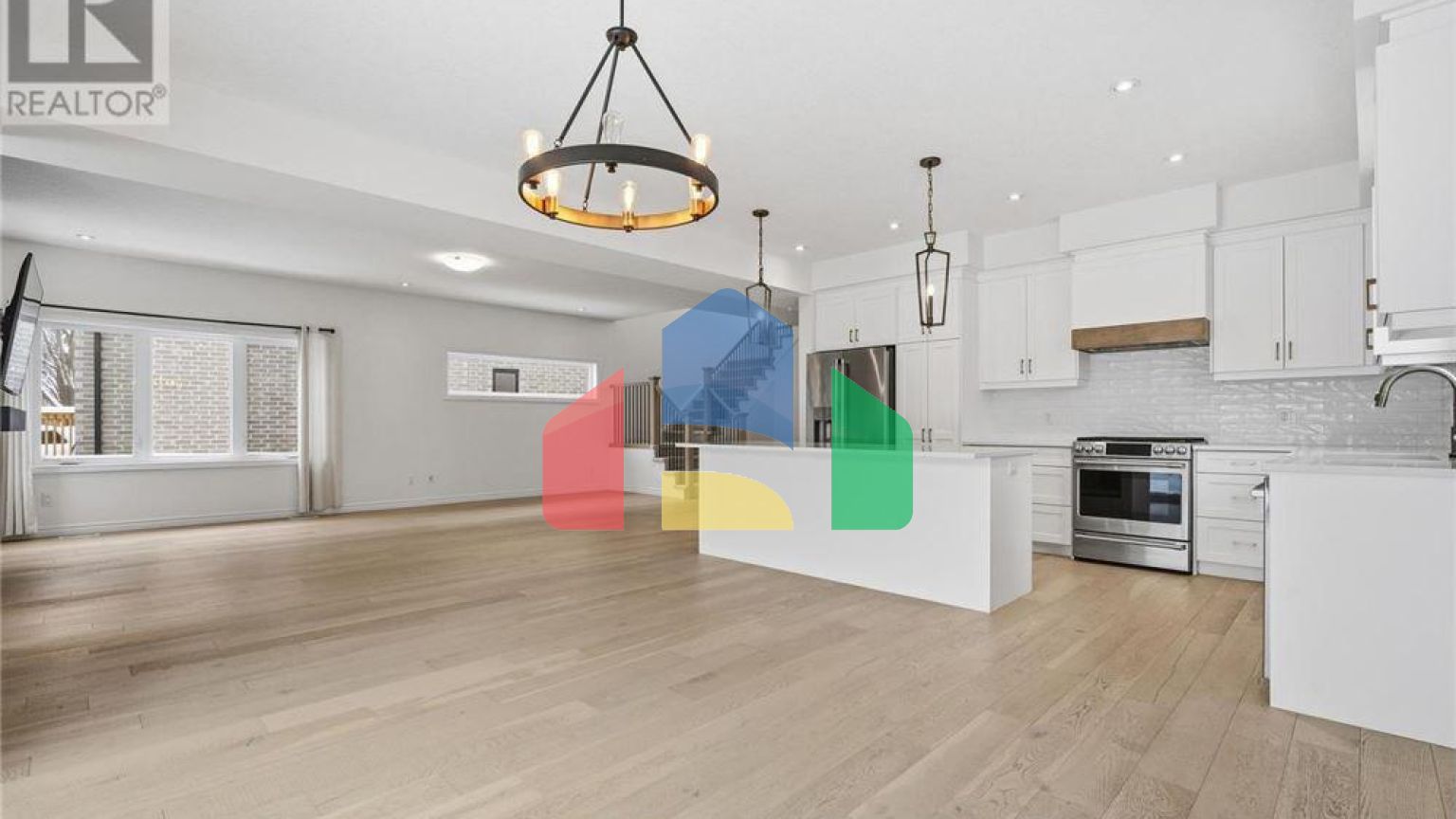 Residential - Single Family Home - Kitchener, Canada - Canada