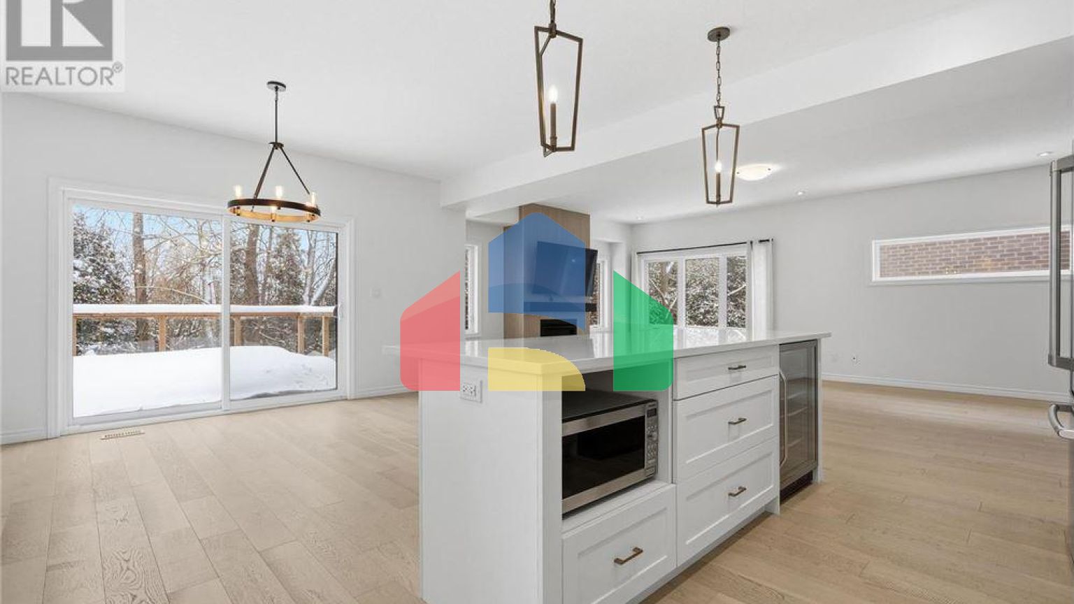 Residential - Single Family Home - Kitchener, Canada - Canada