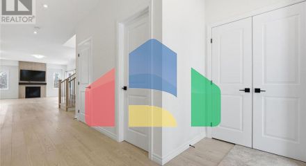 Residential - Single Family Home - Kitchener, Canada - Canada