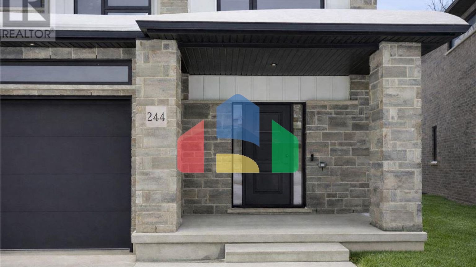 Residential - Single Family Home - Kitchener, Canada - Canada