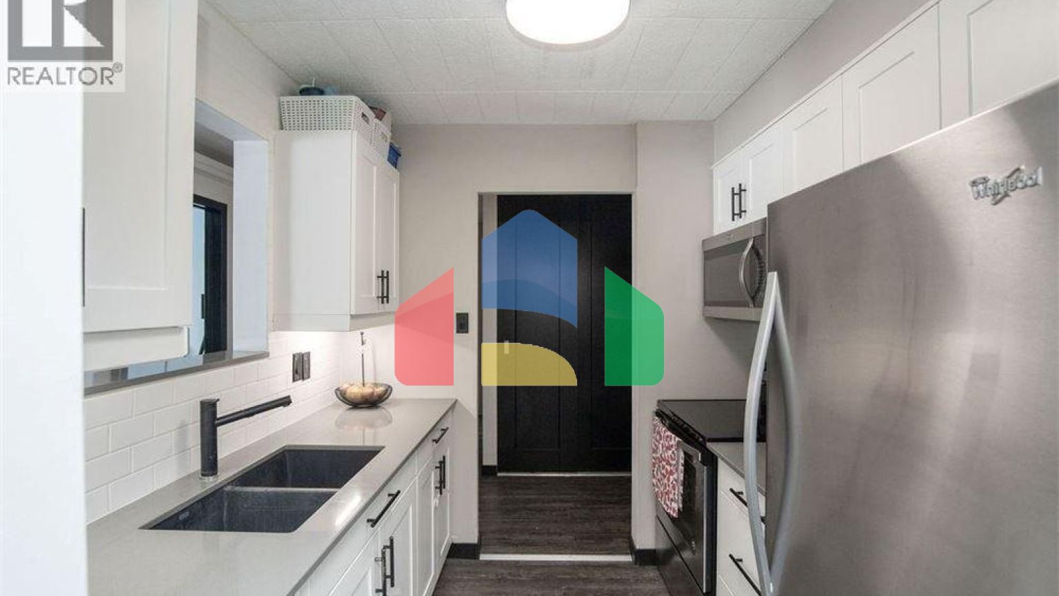 Residential - Single Family Home - Kitchener, Canada - Canada