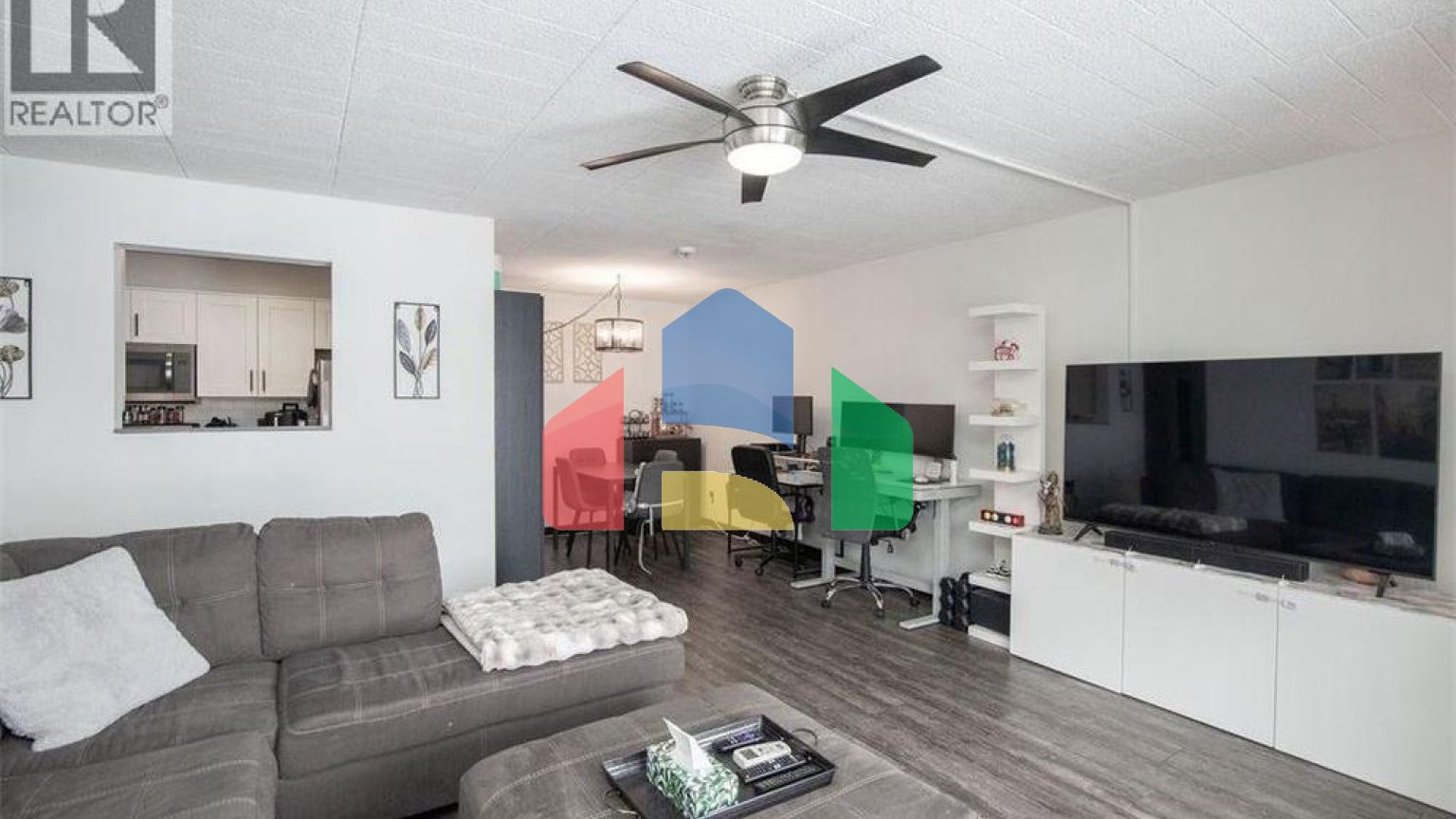 Residential - Single Family Home - Kitchener, Canada - Canada