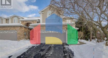 Residential - Single Family Home - Kitchener, Canada - Canada