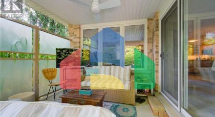 Residential - Single Family Home - Kitchener, Canada - Canada